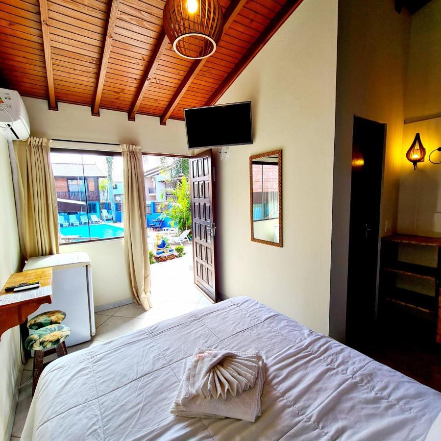 Pousada Doce Mar Guarda do Embau Ngoại thất bức ảnh